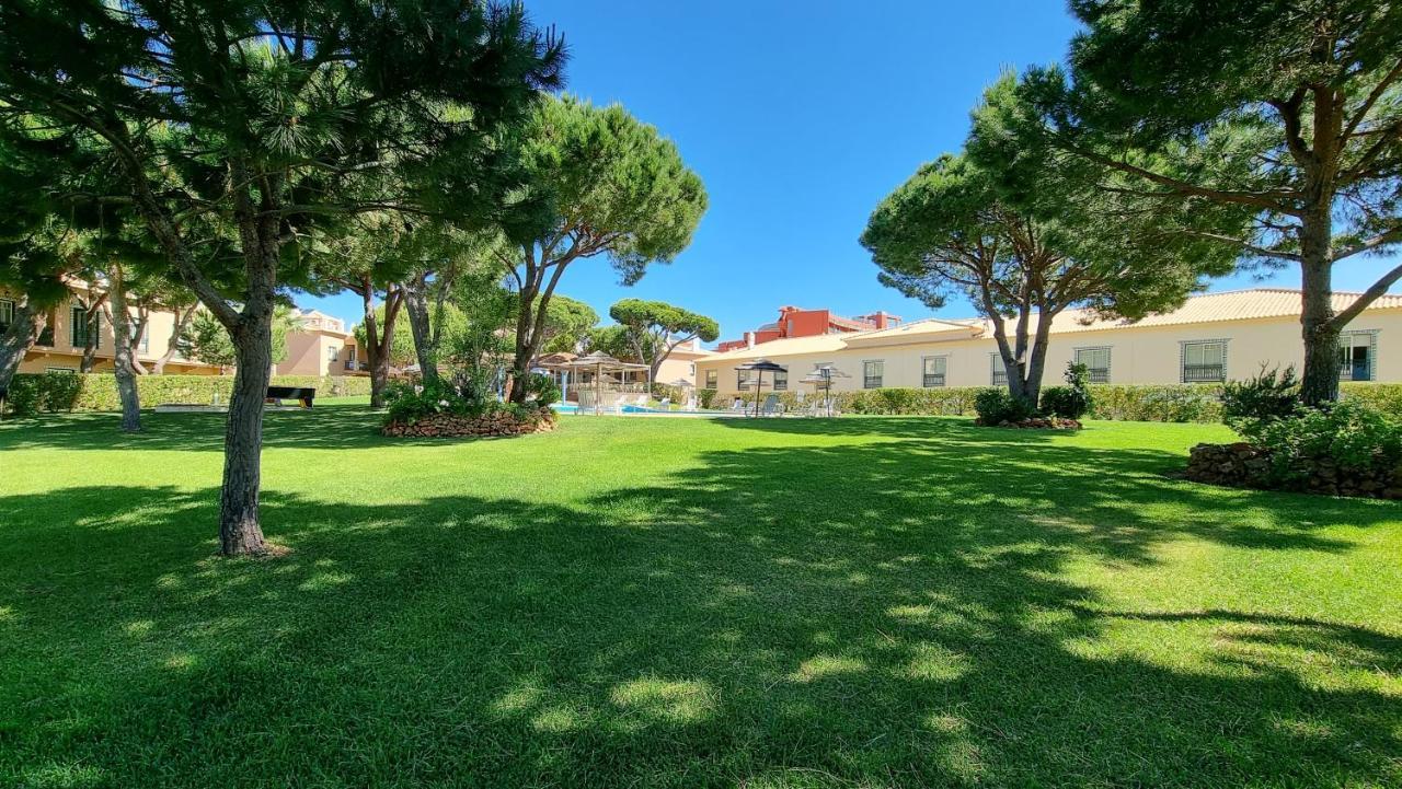 Apartamentos Praia Da Oura By Sunny Deluxe アルブフェイラ エクステリア 写真